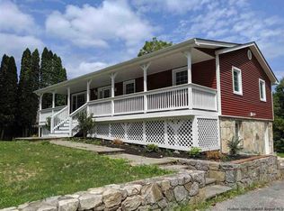 25 Elizabeth Ter, Wappingers Falls, NY 12590