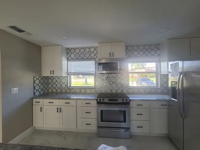 5227 SW 2nd Pl — Photo 14