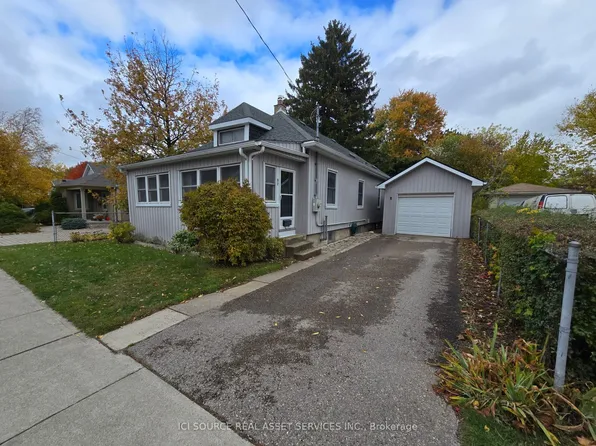 52 Boullee St, London, ON N5Y 1T6