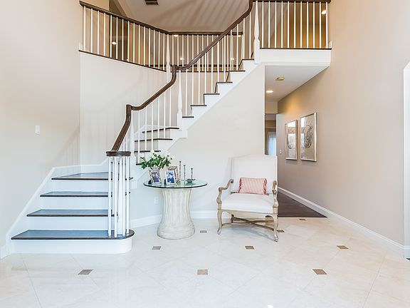 4th image of 100 Stonewall Cir