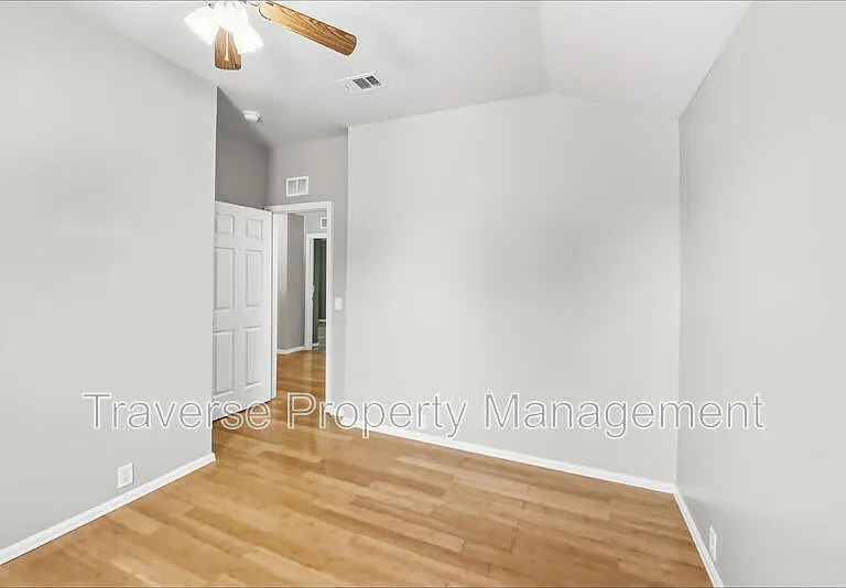 8440 Asheville Ln — Photo 15