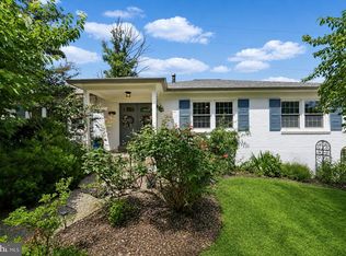 6126 Redwood Ln, Alexandria, VA 22310