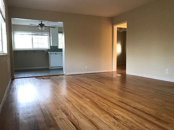 2nd image of 716 S Shoreline Blvd #3