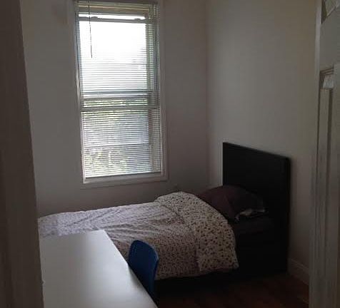 5th image of 121-5 Cottage St #2