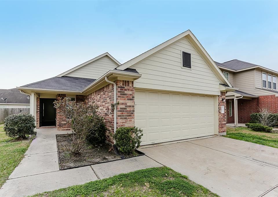 1st image of 21507 Ornella Cir