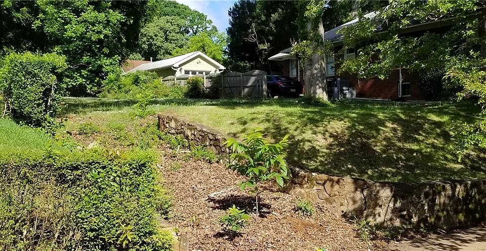 1st image of 1527 Melrose Dr SW #0