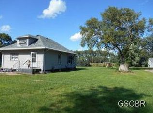 209 E Sherman St, Elk Point, SD 57025