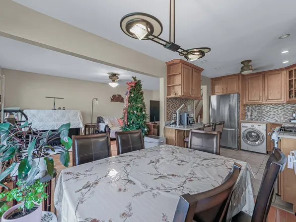 154-05 Riverside Drive image 8 of 21