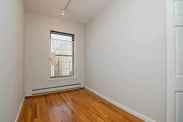 Rented by Compass | media 9