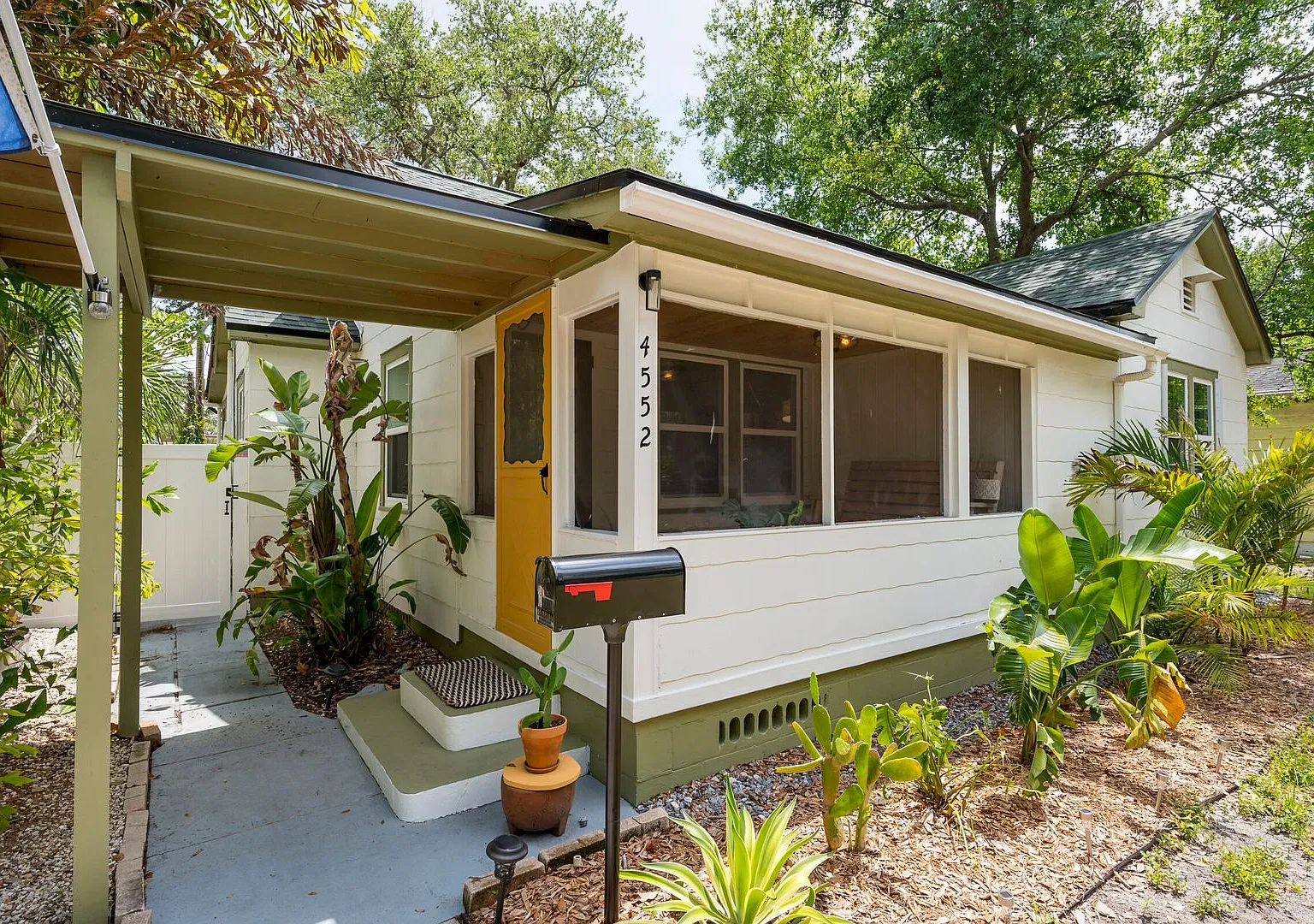 Charming Historic Bungalow with Stylish Updates & Spacious Backyard — Photo 2