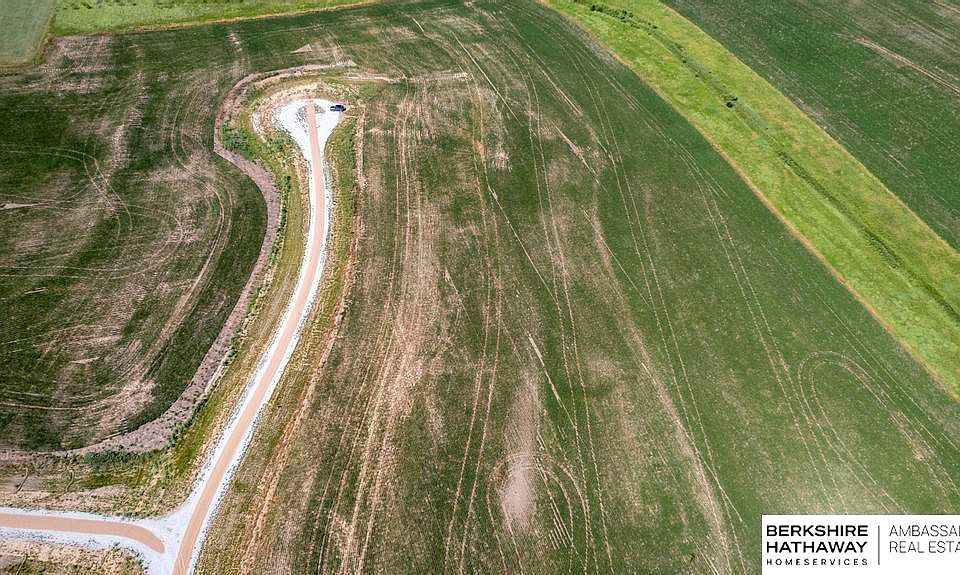 1st image of 7 SW 142nd St