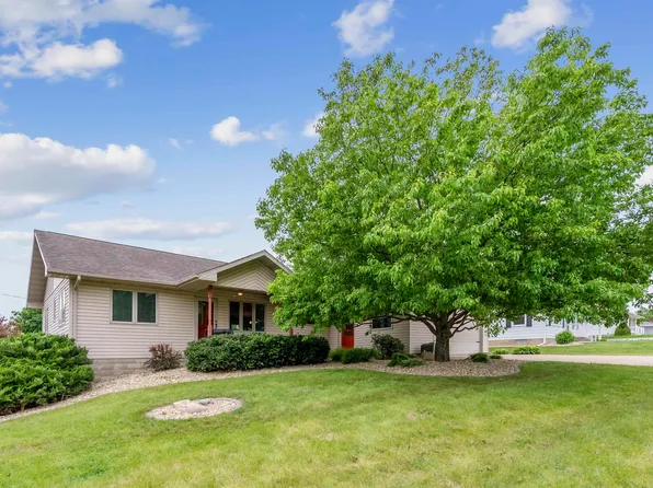6616 Lafayette Rd, Raymond, IA 50667