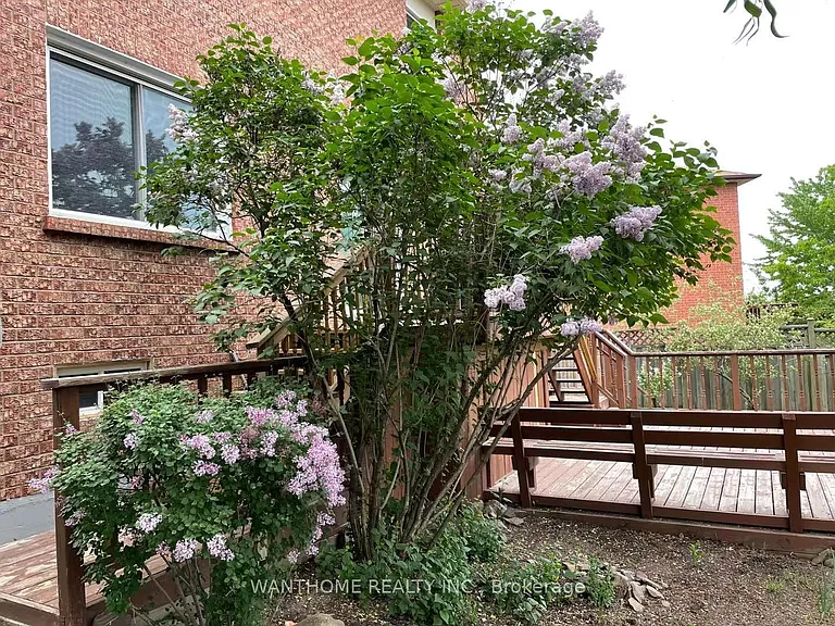 2710 Harewood Ct — Photo 18