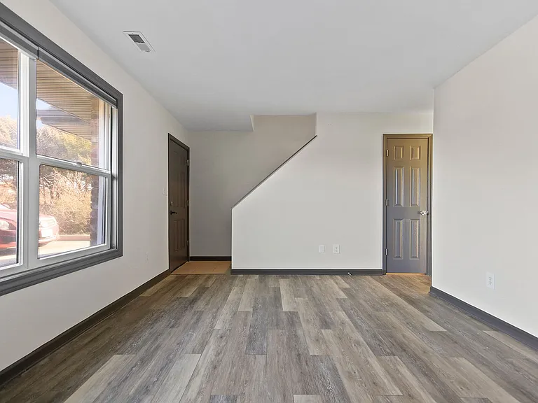 2301 Primrose Dr #2A — Photo 8