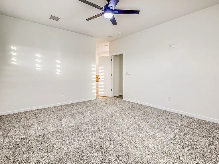 903 Dewsbury Way — Photo 40