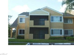 8439 SW 5th St APT 105, Hollywood, FL 33025