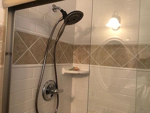 5th image of 9709 W Olympic Blvd #23