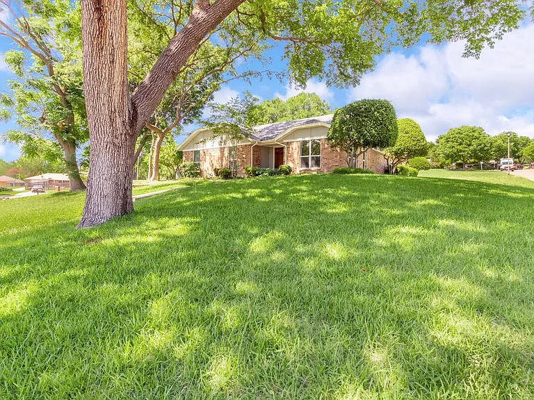 506 Wildwood Ln — Photo 21