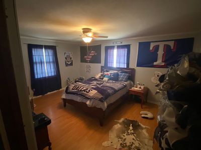 310 E Crafton St, Henrietta, TX, 76365