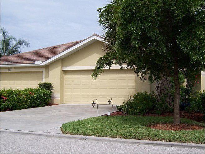 1st image of 2294 Carnaby Ct