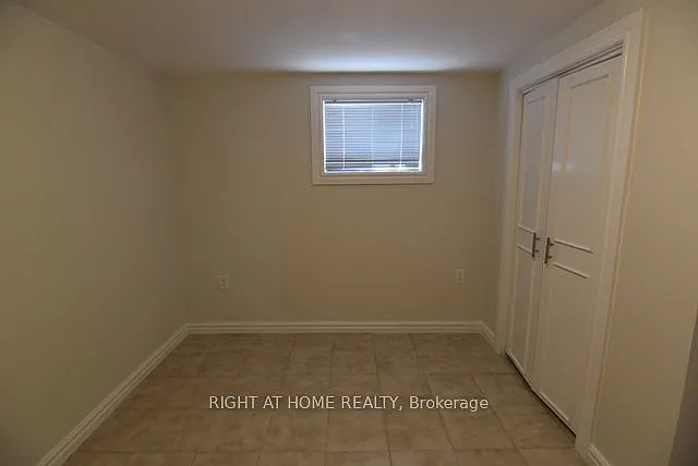 9 Elnathan Cres #BASEMENT — Photo 14
