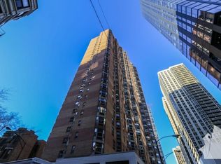 14 W Chestnut St #1812, Chicago, IL 60610