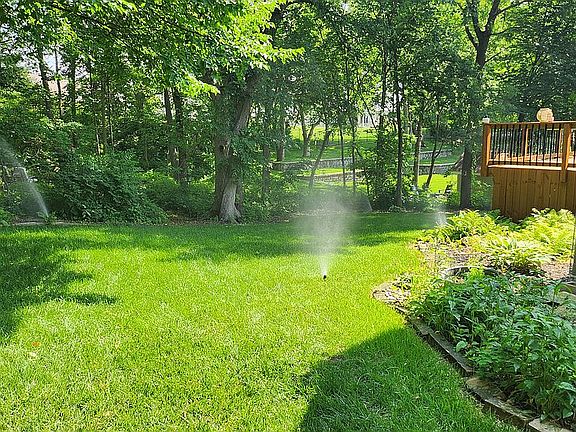 5th image of 4901 N Lakewood Dr