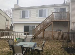 44 Buckingham Ln, Buffalo Grove, IL 60089