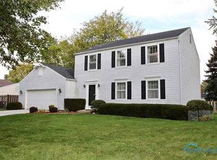 517 Cambridge Park Dr N, Maumee, OH 43537