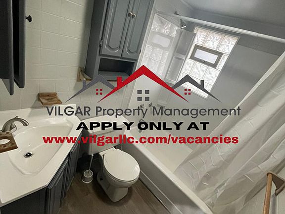 5th image of 820 Manhattan St #2