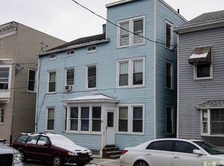38-40 8th St, Hudson, NY 12534