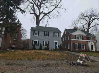 18224 Sherrington Rd, Shaker Heights, OH 44122