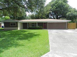 112 Sunny Ln, Lafayette, LA 70506