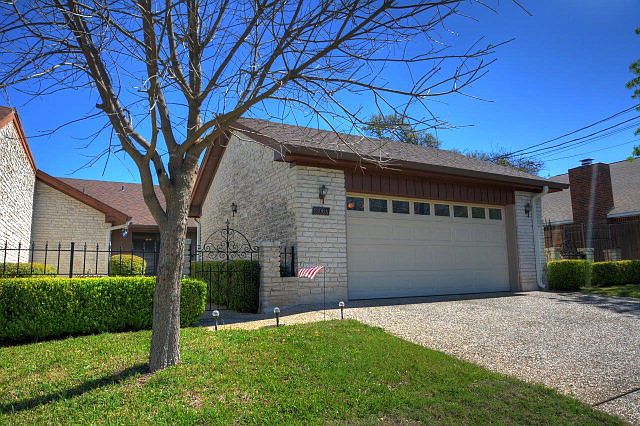 1st image of 2106A W Lane Dr