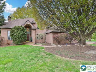 2136 Apple Rd, Fogelsville, PA, 18051
