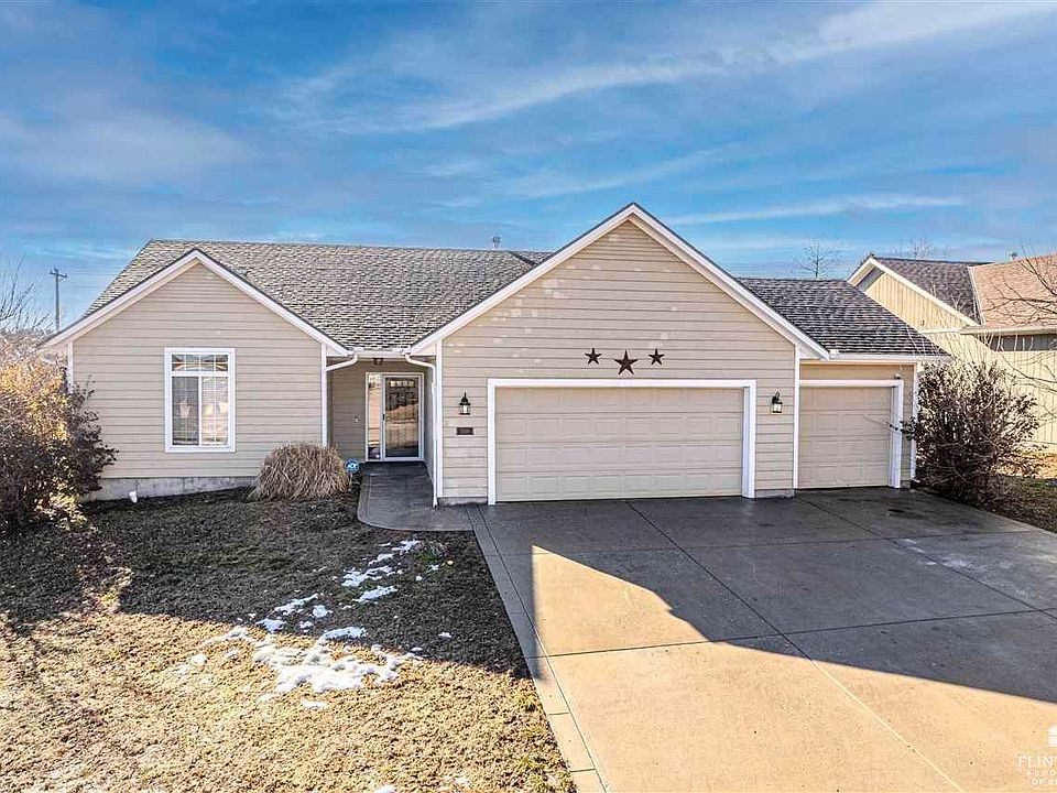 1st image of 2210 Cinder Ct