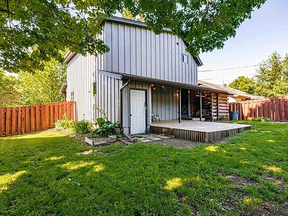 4th image of 219 Osakis St
