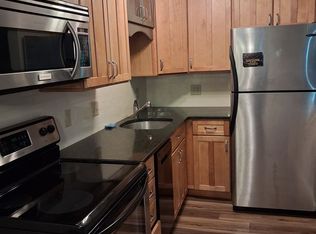 74 Barrett St Unit 103, Northampton, MA 01060