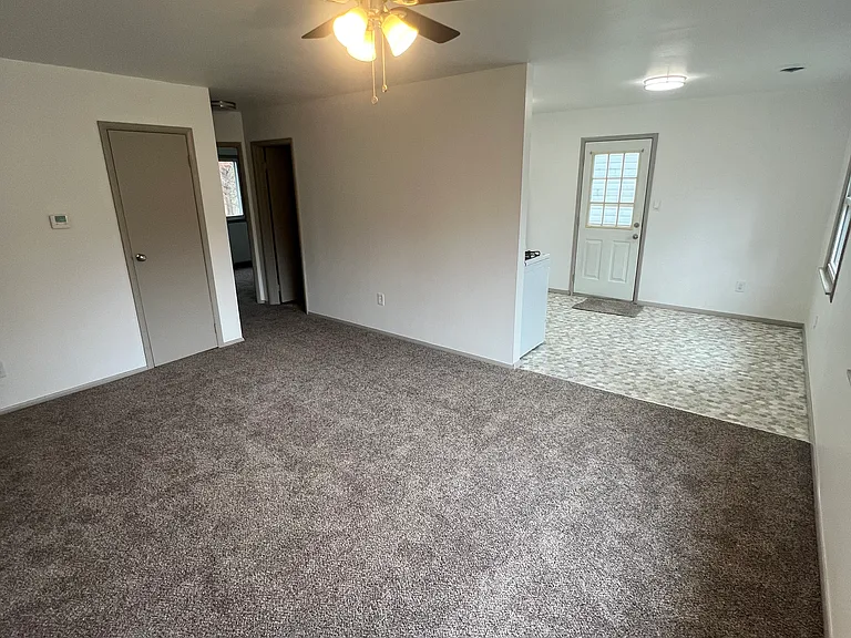 210 Greystone Ave #207-4 — Photo 5