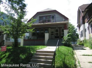 2335 N 65th St, Wauwatosa, WI 53213