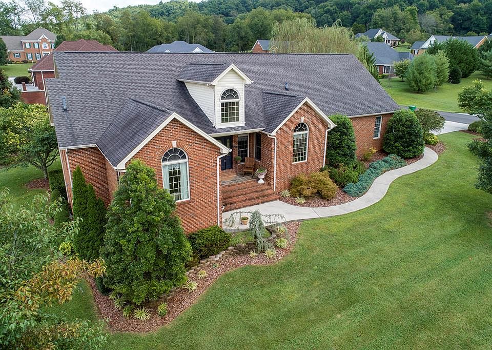 1st image of 16223 Raven Dr