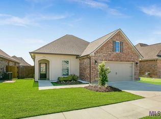 1049 Shadow Bluff Dr, Baton Rouge, LA 70820