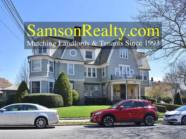 420 Angell St #3, Providence, RI 02906