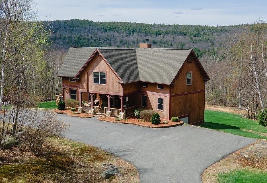 1st image of 276 Old County Road