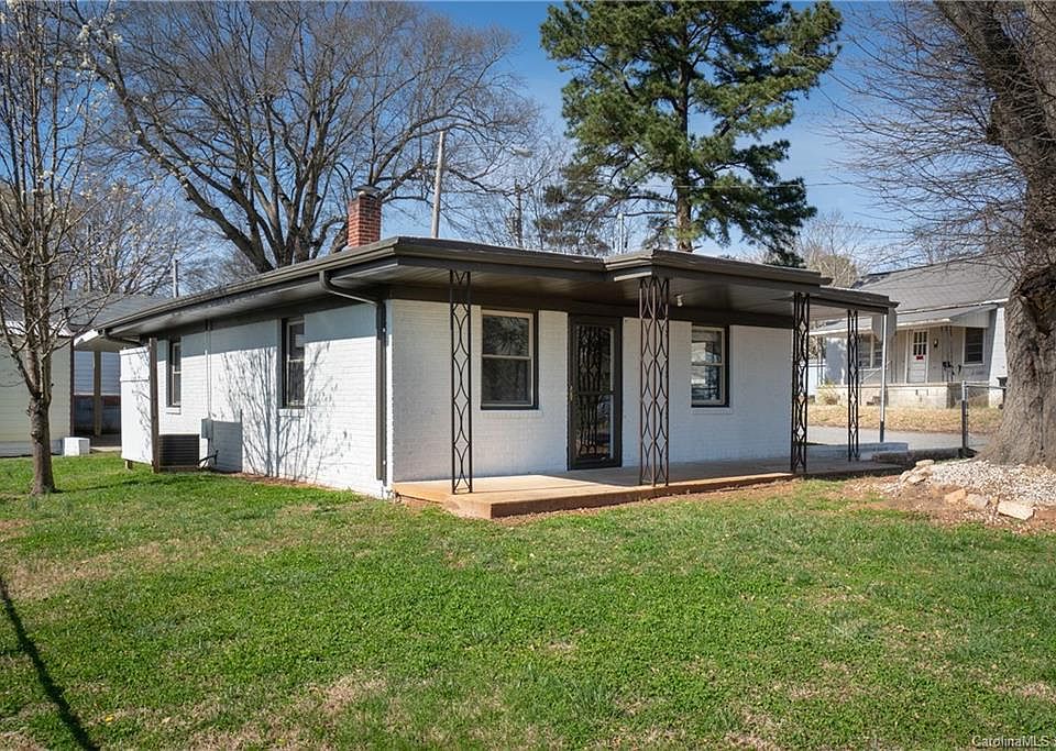 1st image of 1508 Beechwood Dr W