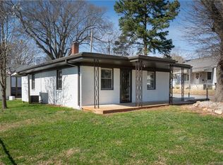 1508 Beechwood Dr W, Gastonia, NC 28052
