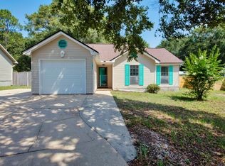 151 Oak Terrace Dr, Crestview, FL 32539