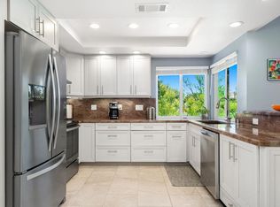688 N Vallarta Cir, Palm Springs, CA 92262