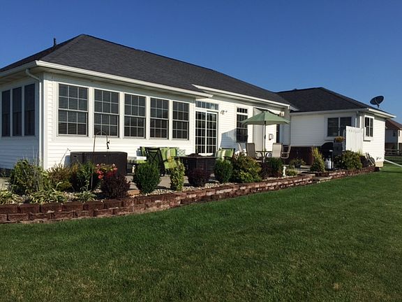 3rd image of 808 Abingdon Ln