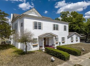 424 Saint Peter St, Gonzales, TX 78629